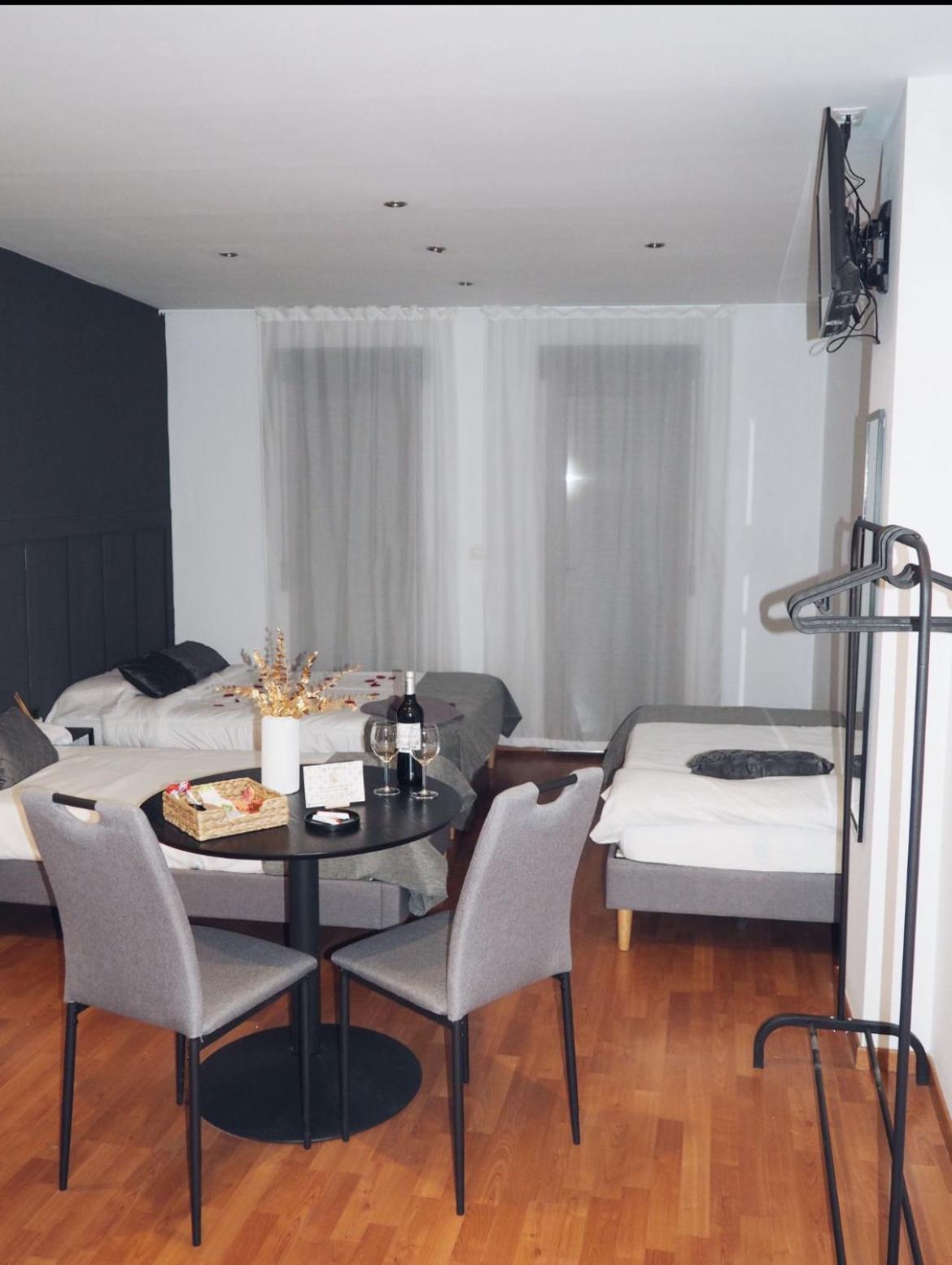 Lm Apartamentos Puentezuelas Granada Eksteriør bilde